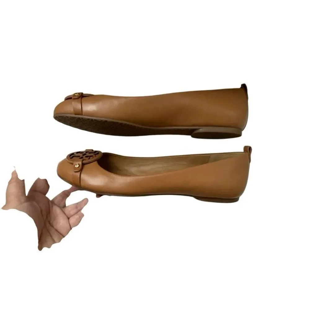 Tory Burch Womens Tan Brown Leather Slip-On Medallion Logo Ballet Flats Size 8.5